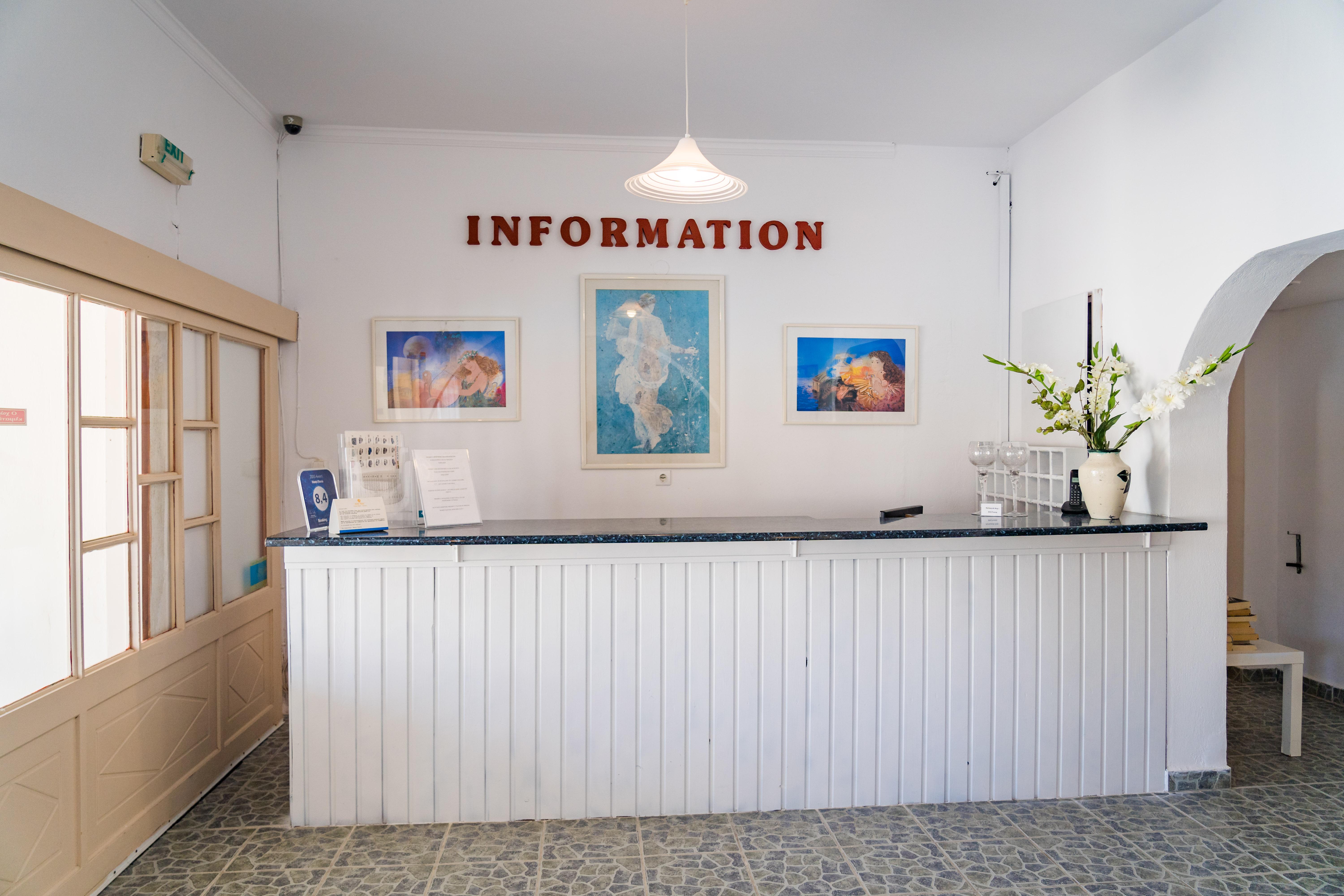 Hotel Rena Períssa Eksteriør bilde