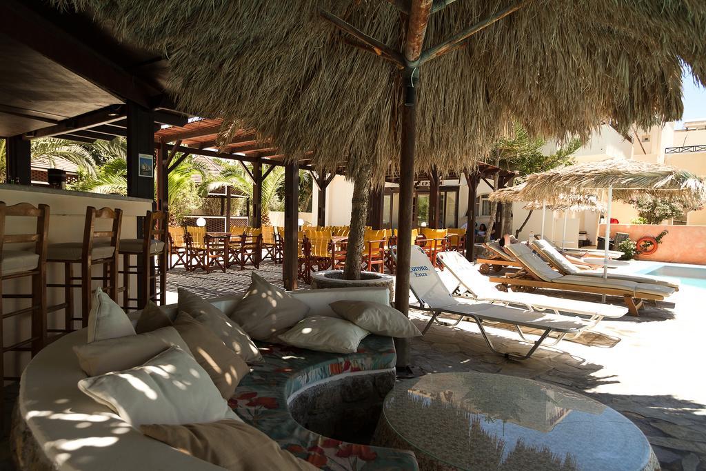 Hotel Rena Períssa Eksteriør bilde