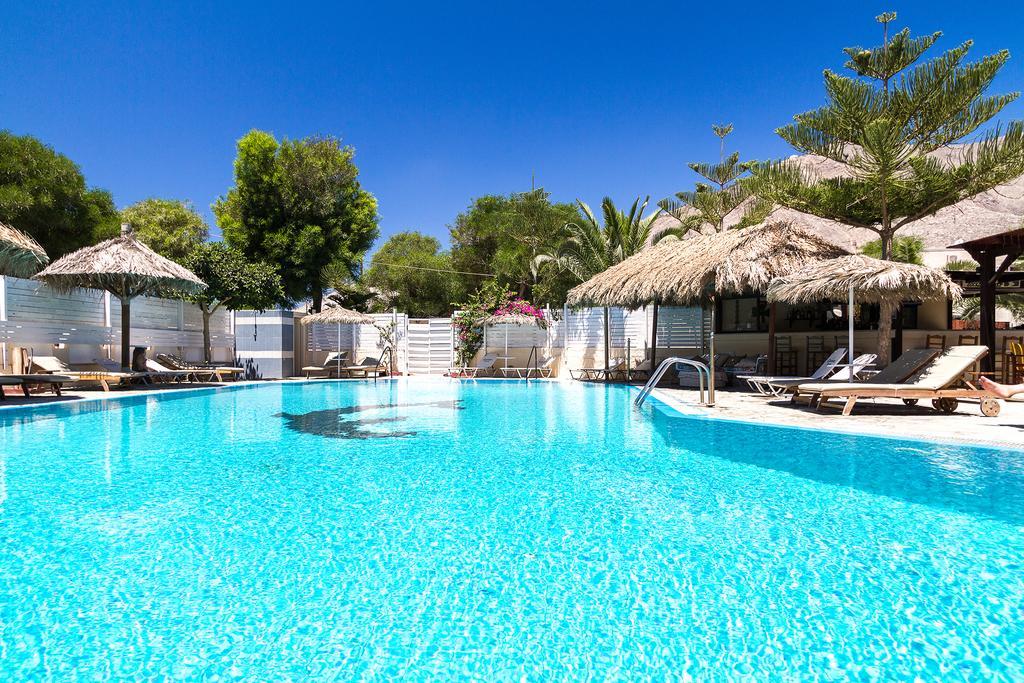 Hotel Rena Períssa Eksteriør bilde